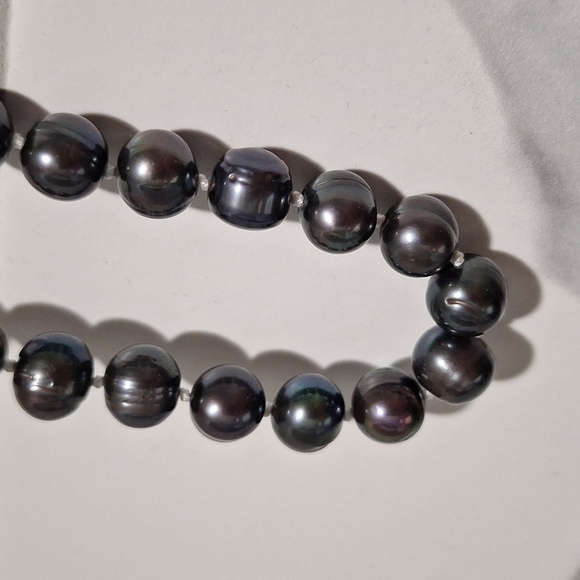 🦪 Stunning vintage black pearl knotted necklace. 18" freshwater dyed. - Picture 14 of 17